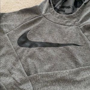 boys nike hoodie
